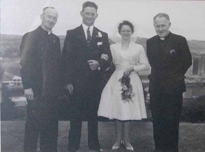 Donal and Kathleen McCarthy's wedding photo.jpg 39.4K